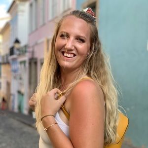 Meet your Posher, Hannah